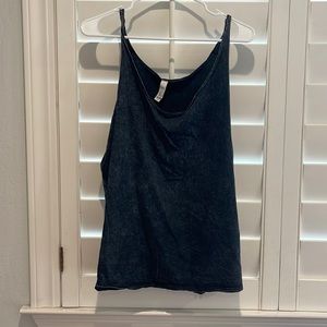 Acid wash tank